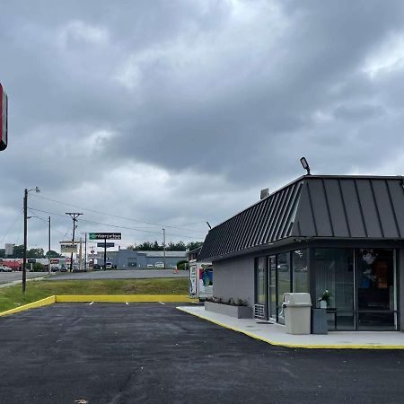 Motel 6 Wytheville Va Exterior photo