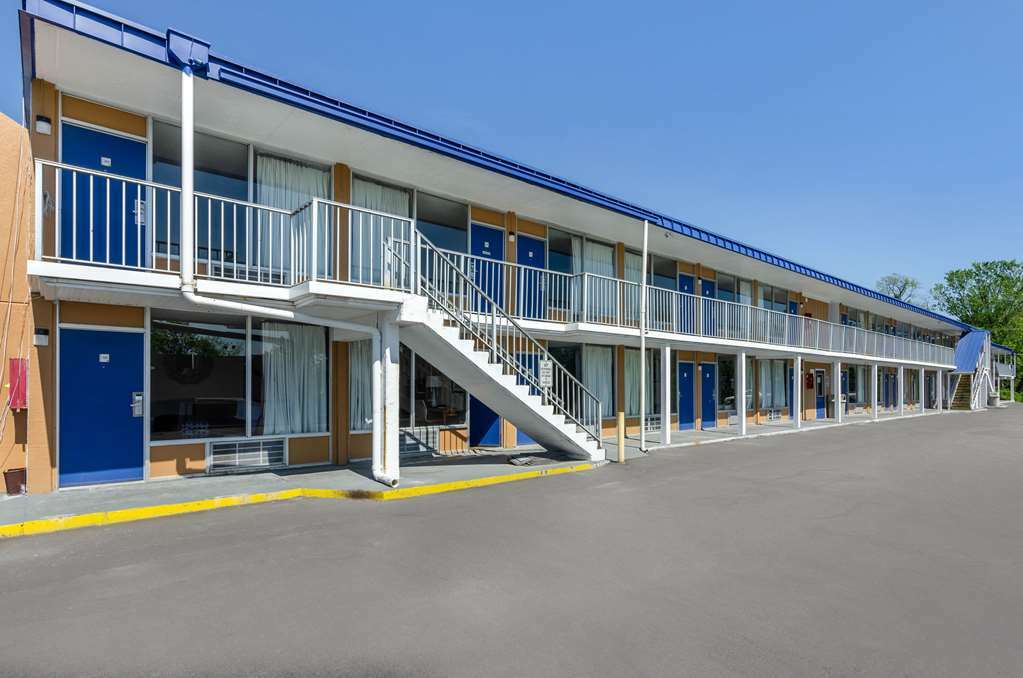 Motel 6 Wytheville Va Exterior photo